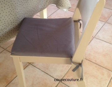 cmoikikou: Housse arrondie pour galette de chaise : Tuto sans bouton ni zipp